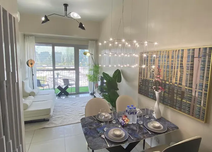 Apartment Playful 1br With Magnificant Bayview Garden View Near Okada Solaire Aiports With Free Parking *