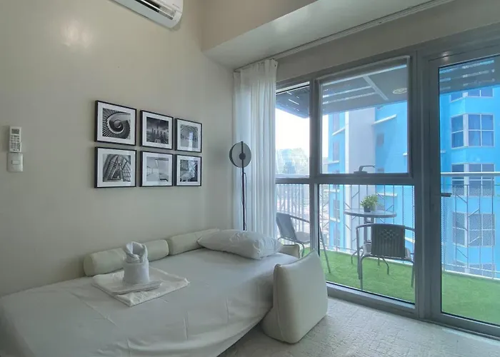 Playful 1br With Magnificant Bayview Garden View Near Okada Solaire Aiports With Free Parking * Manila