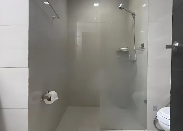 Playful 1br With Magnificant Bayview Garden View Near Okada Solaire Aiports With Free Parking Apartment