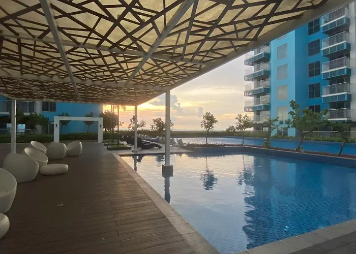 Apartment Playful 1br With Magnificant Bayview Garden View Near Okada Solaire Aiports With Free Parking