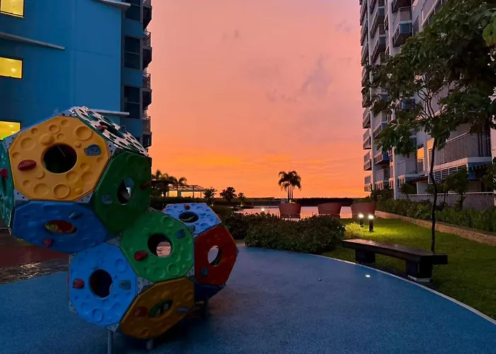 Apartment Playful 1br With Magnificant Bayview Garden View Near Okada Solaire Aiports With Free Parking Manila
