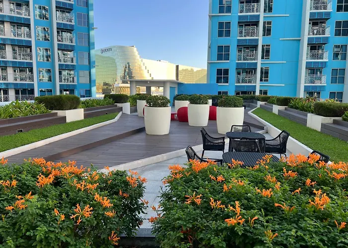 Playful 1br With Magnificant Bayview Garden View Near Okada Solaire Aiports With Free Parking *